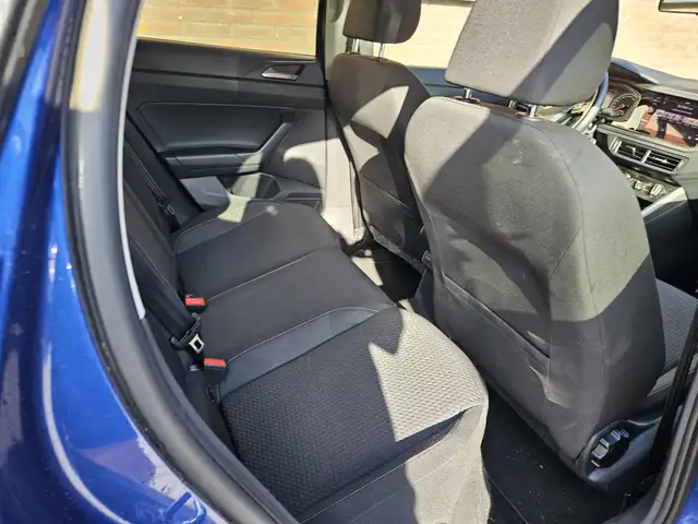 Volkswagen Polo view 30