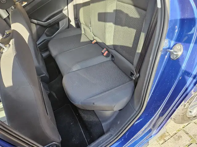 Volkswagen Polo view 23