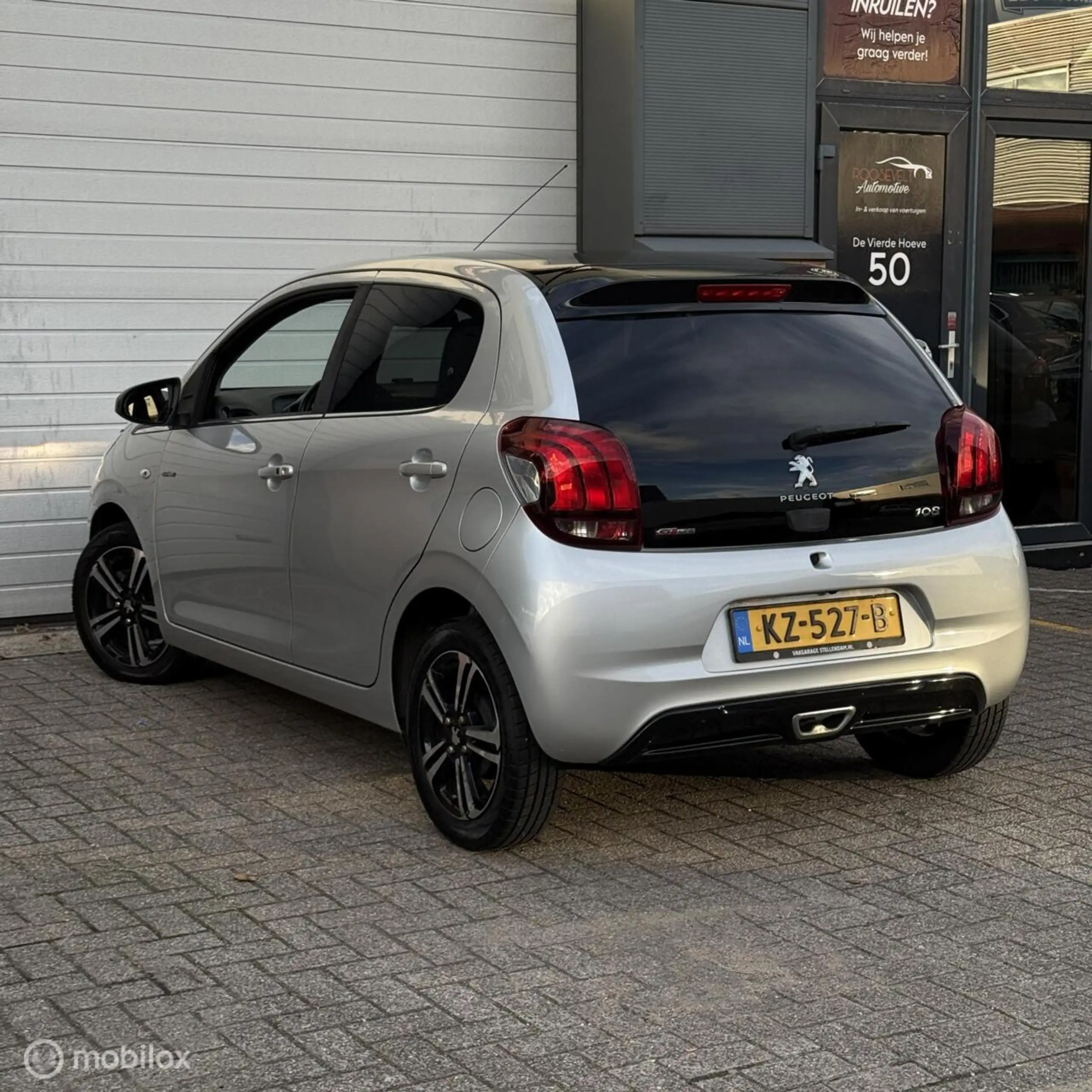 Peugeot 108 1.2 Puretech GT-Line / KEYLESS / FULL OPTION — photo 2