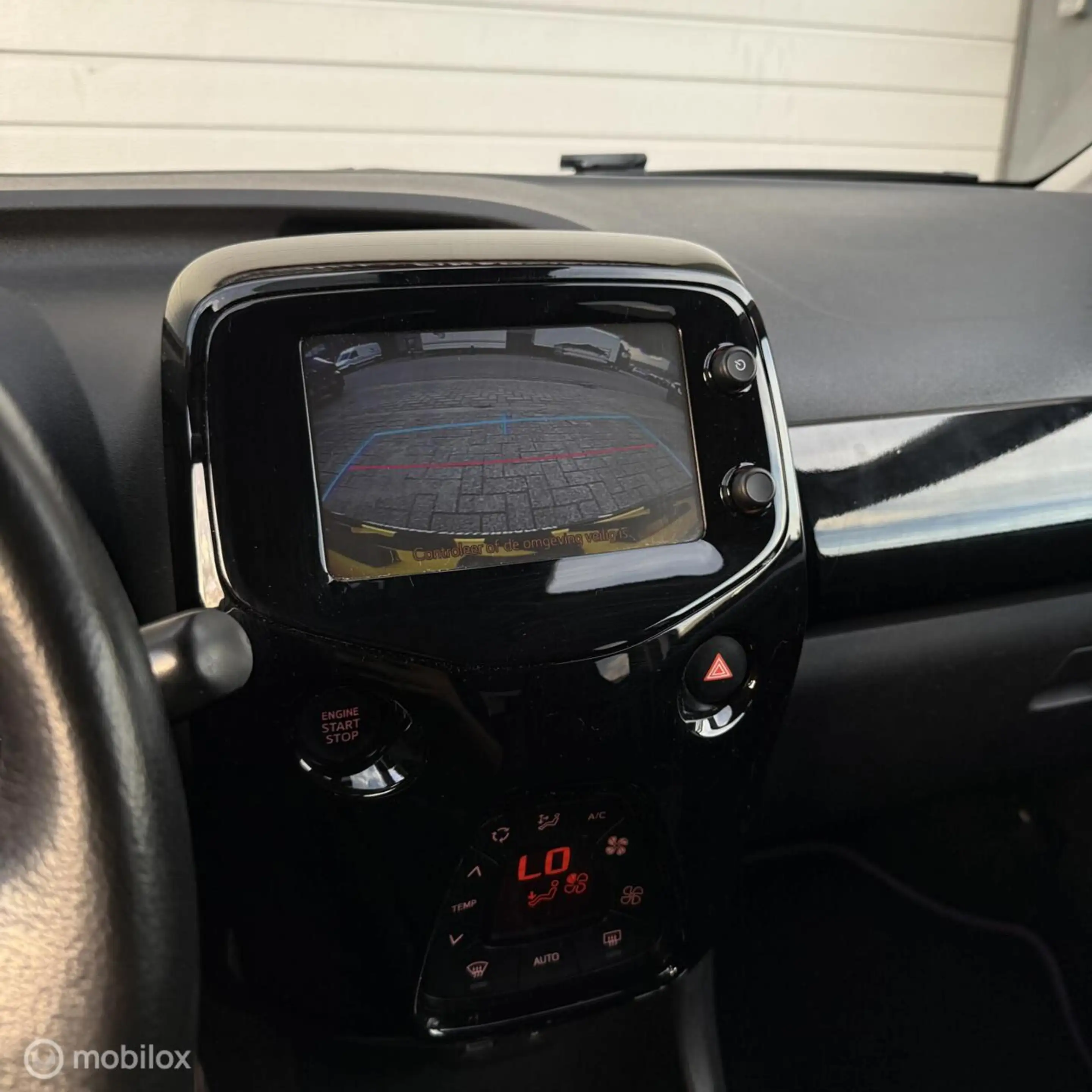 Peugeot 108 1.2 Puretech GT-Line / KEYLESS / FULL OPTION — photo 12