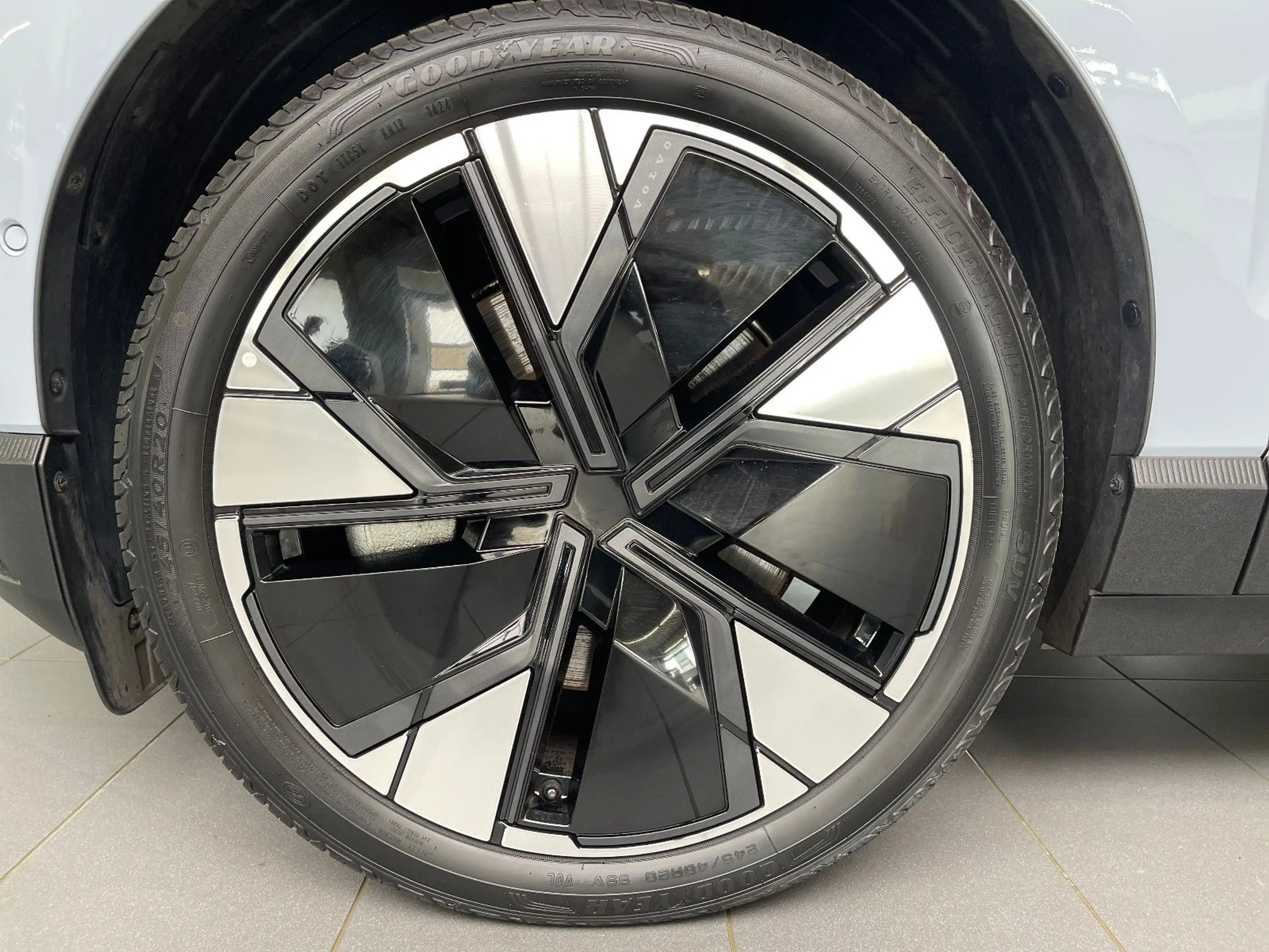Volvo EX30 Twin Motor Performance ULTRA "Innen Breeze" — photo 8