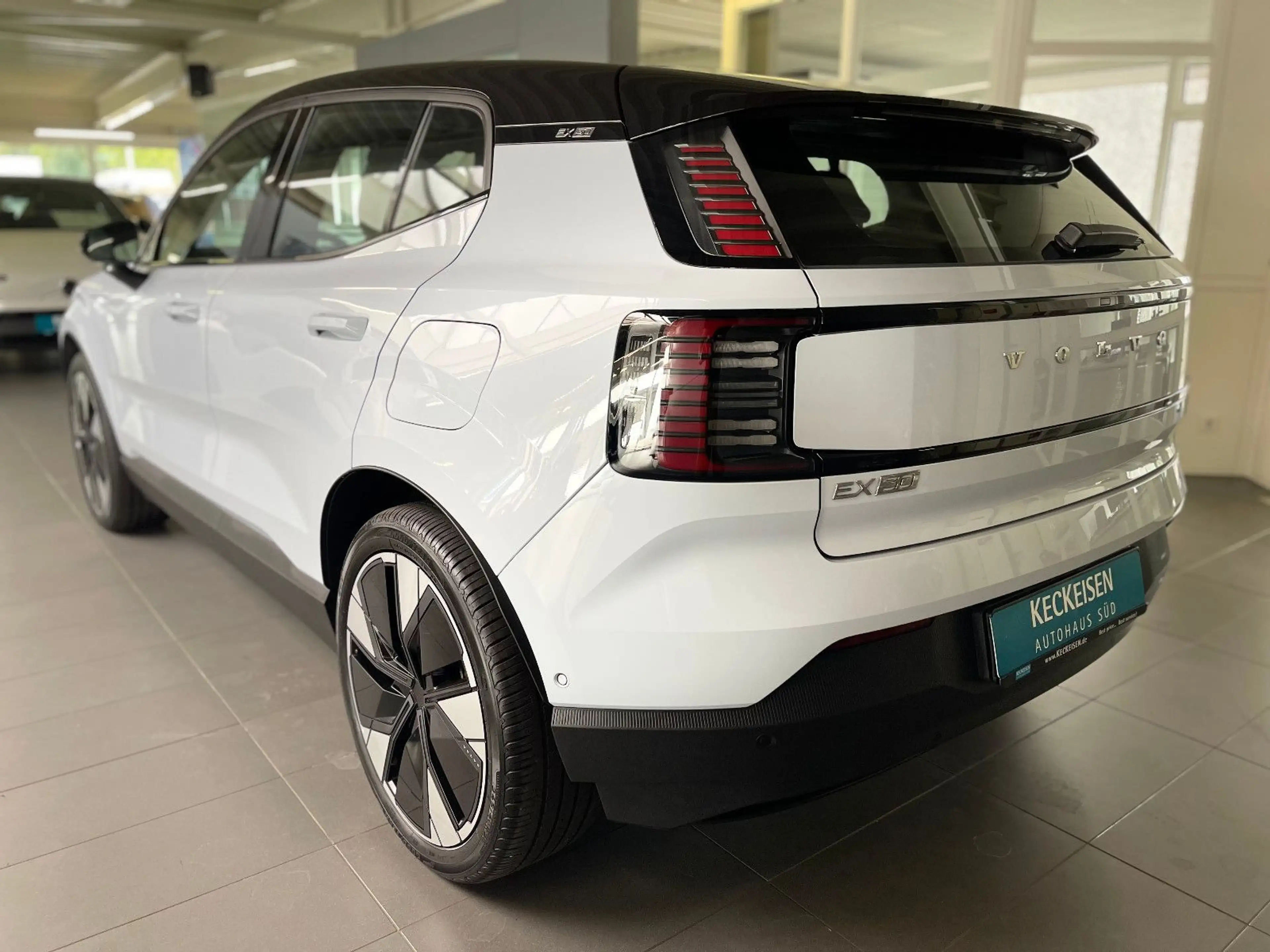 Volvo EX30 Twin Motor Performance ULTRA "Innen Breeze" — photo 6