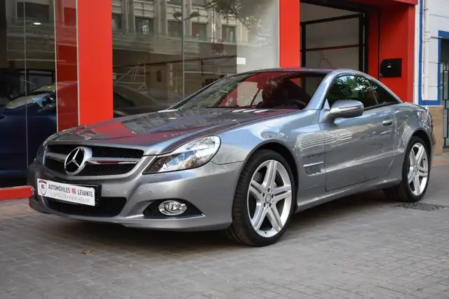 Mercedes-Benz SL 300 7G