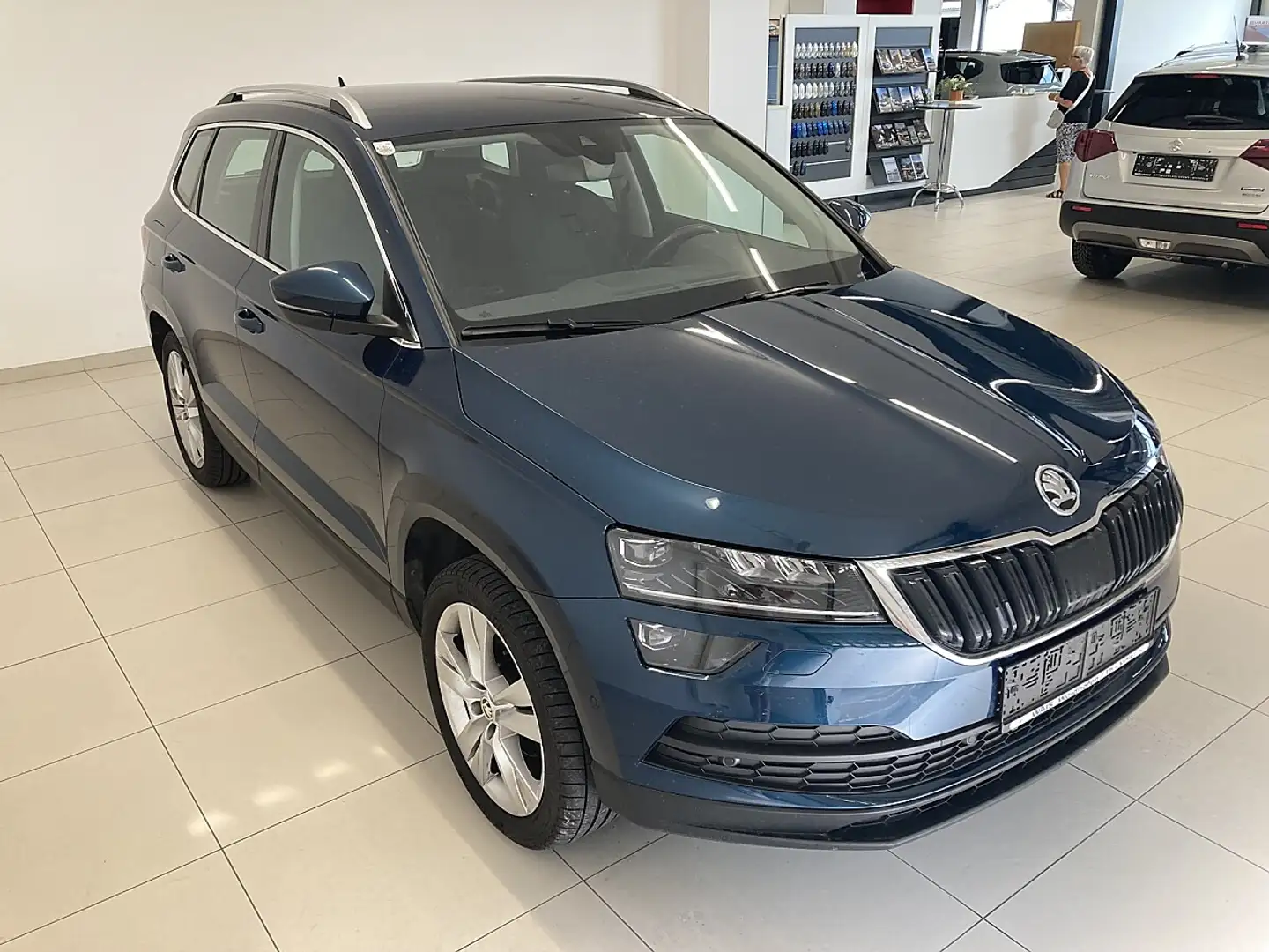 Skoda Karoq Style  116PS.TDI  1.Besitz  AHV.elektrisch schw... Blau - 2