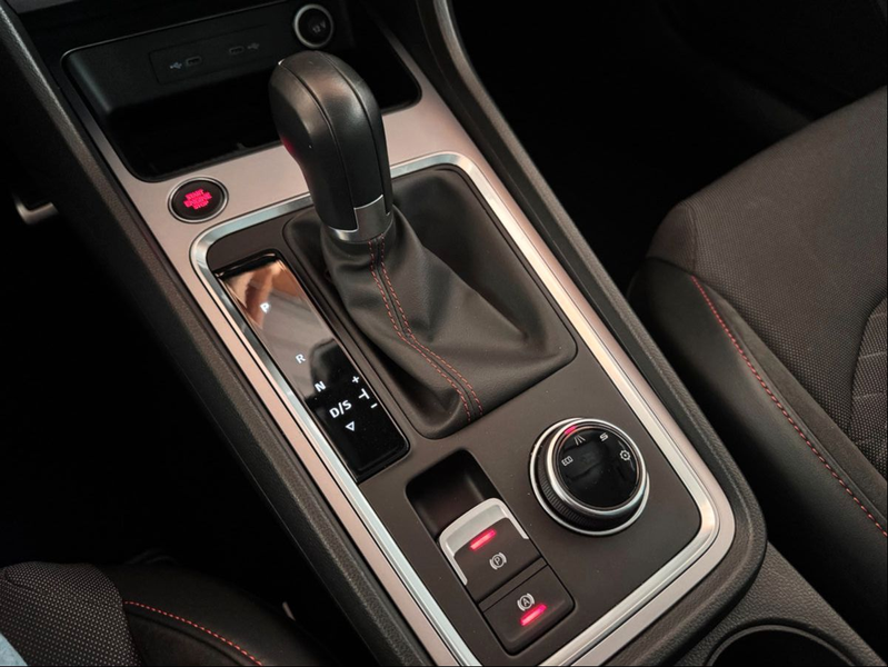 SEAT Ateca FR 2.0 TDI /CAM 360°/LED/AHK — photo 11