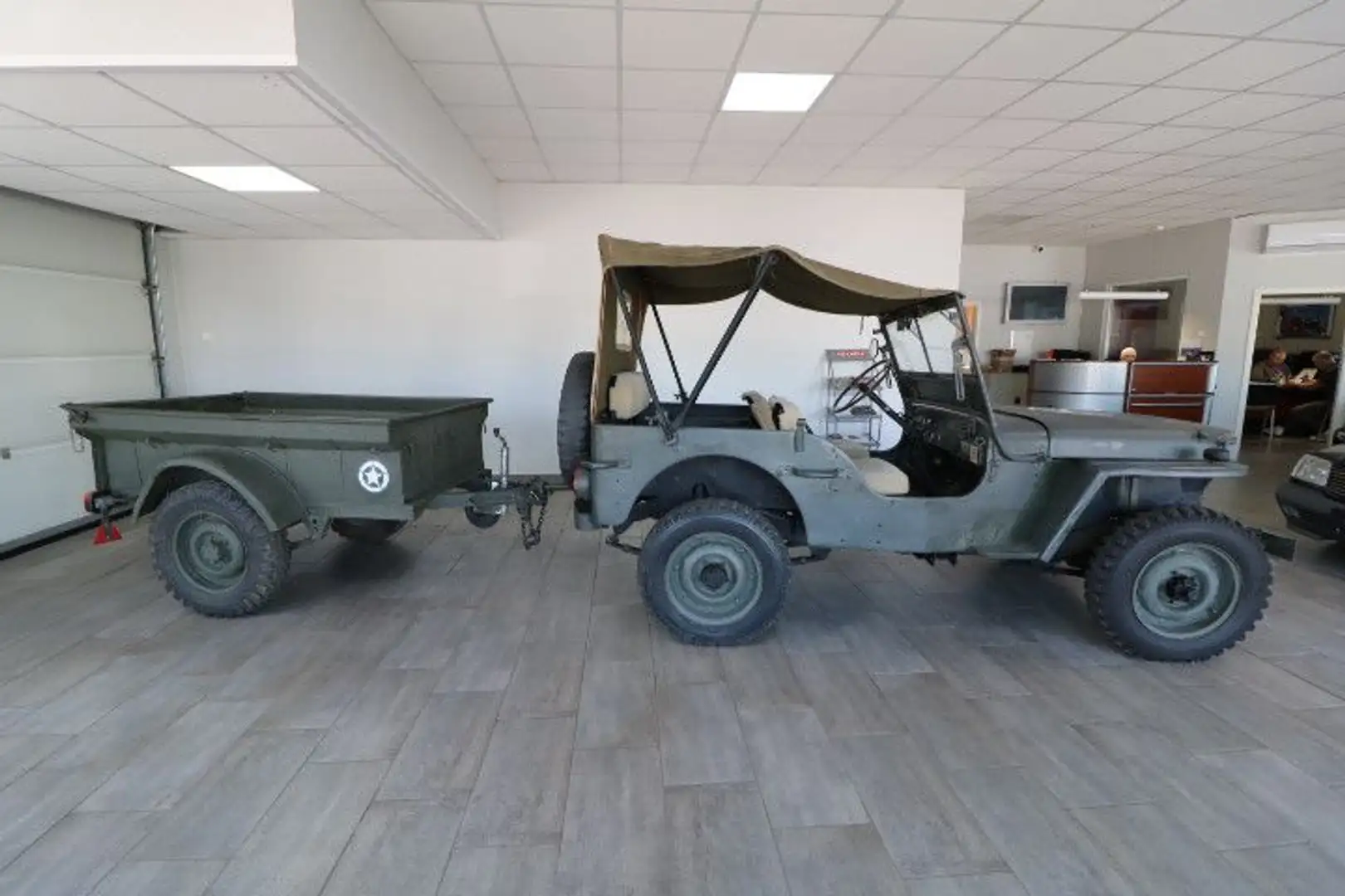 Jeep Willys MB Overlands 1945 inkl. original Anhänger Vert - 2