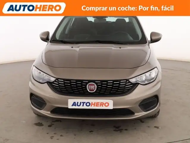 Fiat Tipo view 9