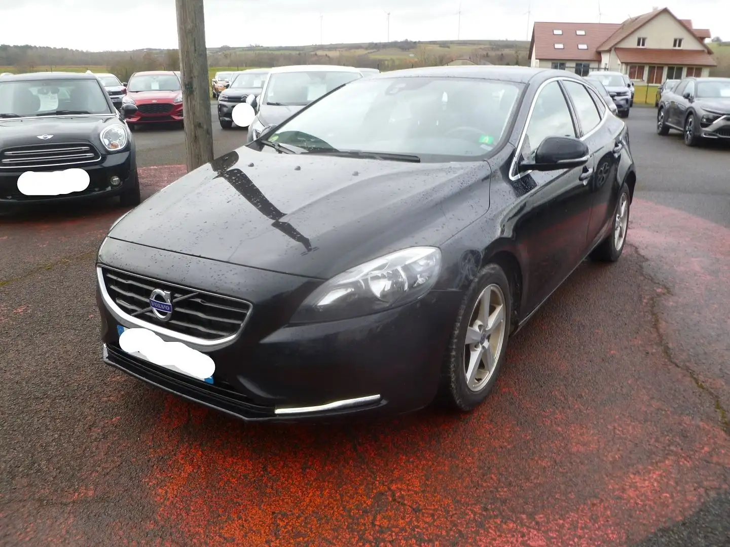 Volvo V40 1.6 D2 115CH MOMENTUM BUSINESS BV6 Noir - 1