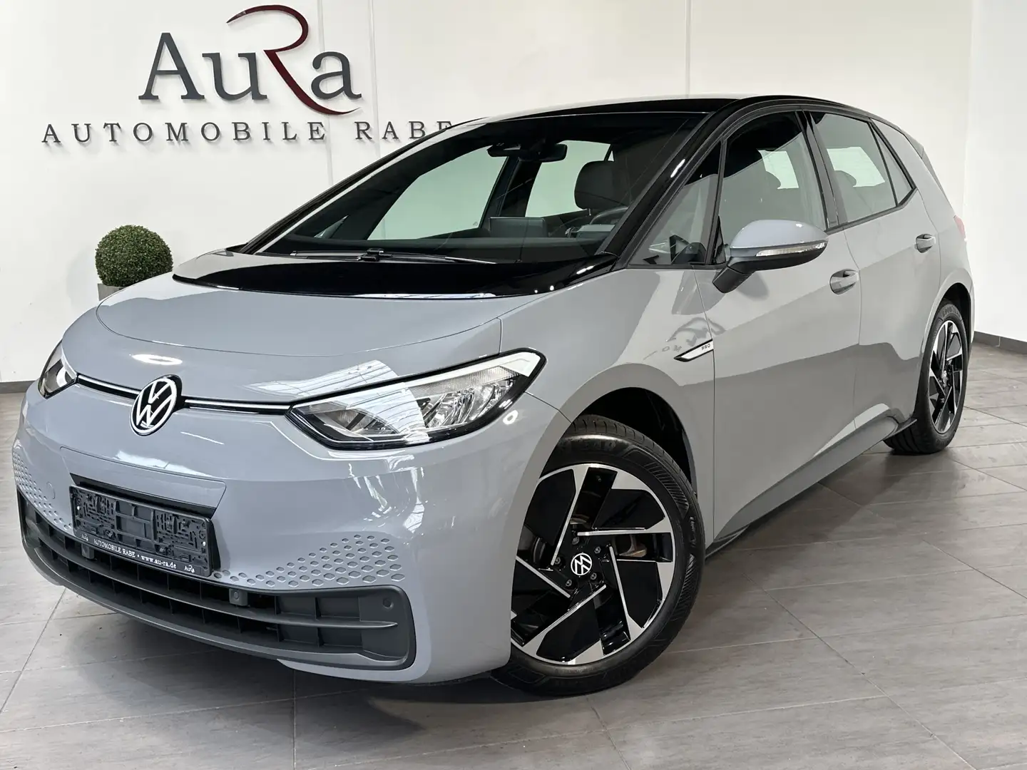 Volkswagen ID.3 Pro NAV+LED+VCOCKPIT+CARPLAY+1HD+18ZOLL+DAB Серый - 2