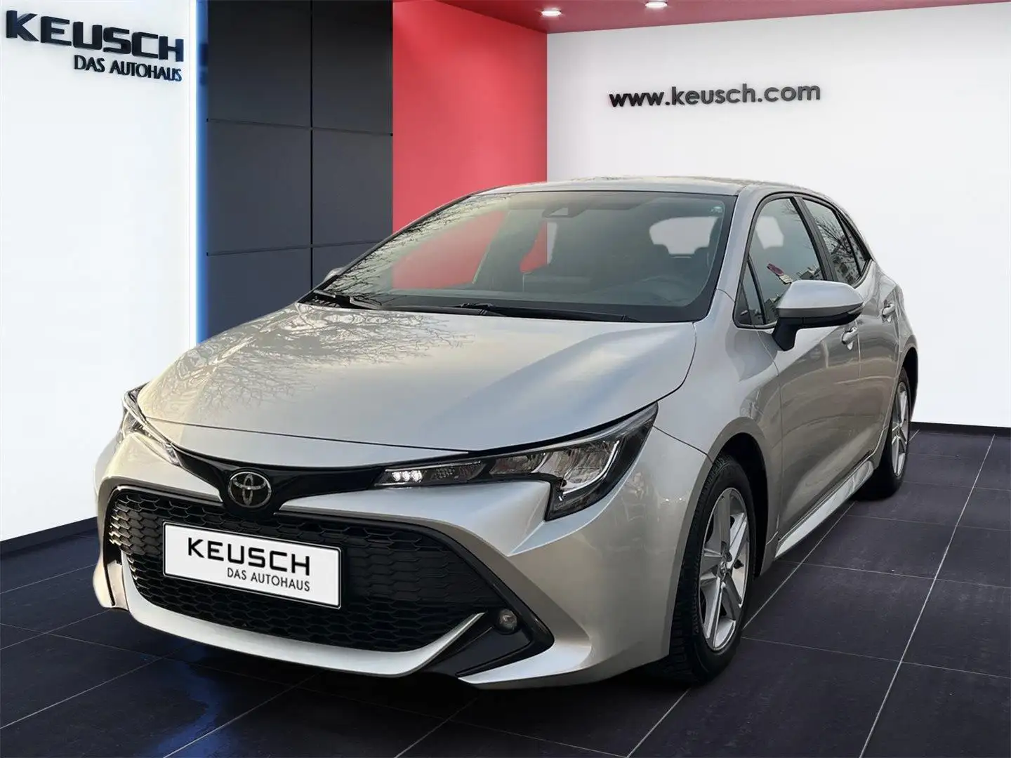 Toyota Corolla 1,2 Turbo Active Silber - 1