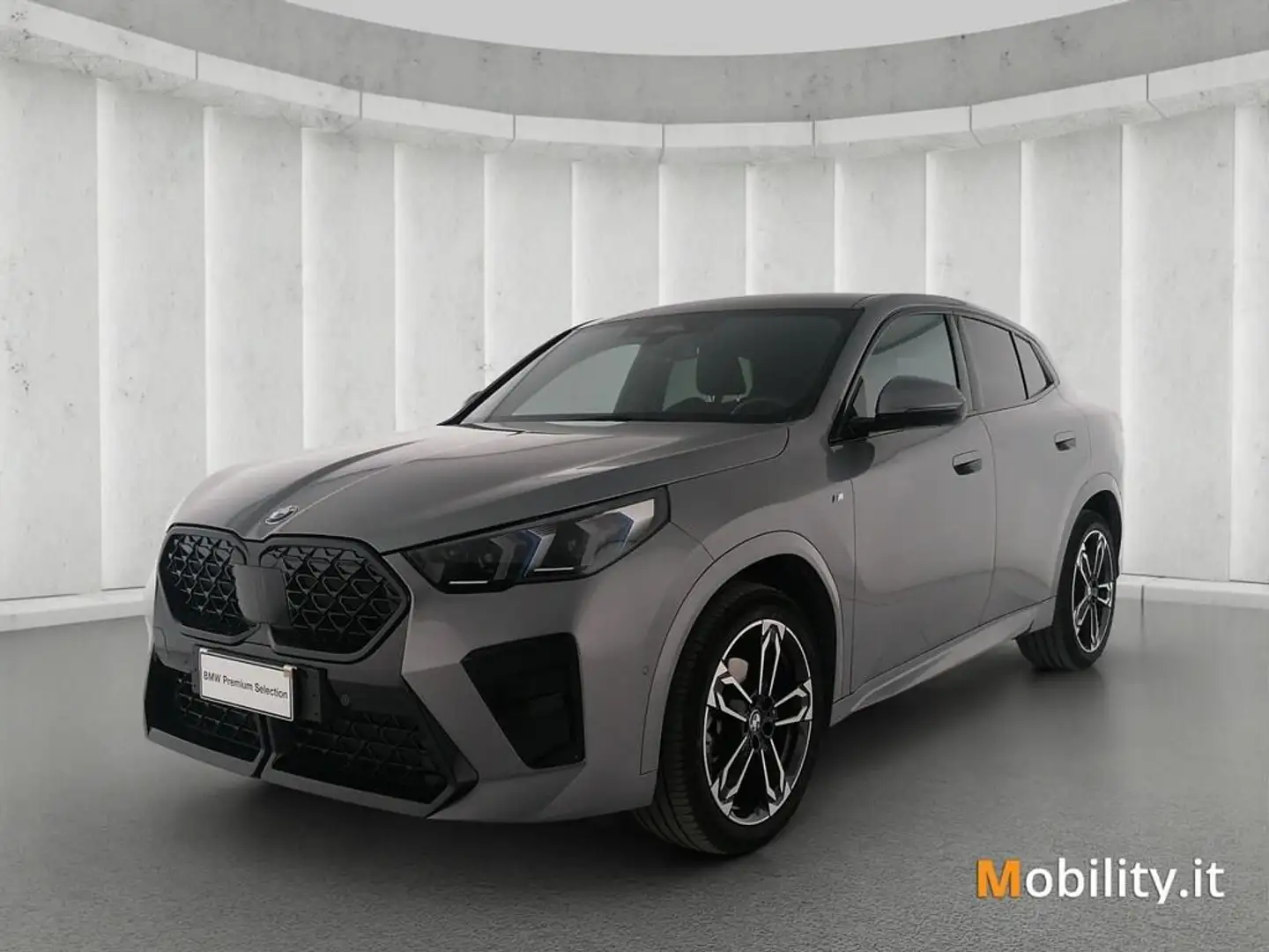 BMW iX2 X2 xdrive 20d 48V MSport auto Grigio - 1
