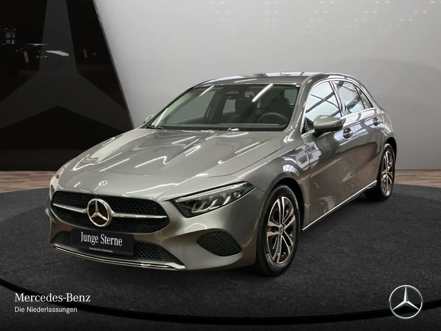 Mercedes-Benz A 180 PROGRESSIVE+LED+KAMERA+TOTW+7G Grau - 2