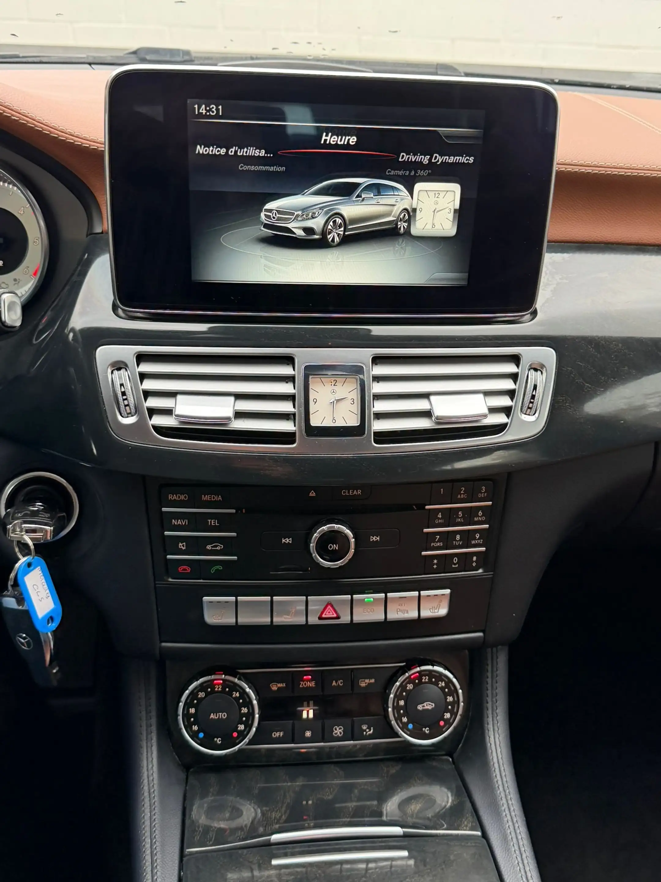 Mercedes-Benz CLS 250 CLS 250 BlueTEC 4-Matic — photo 3