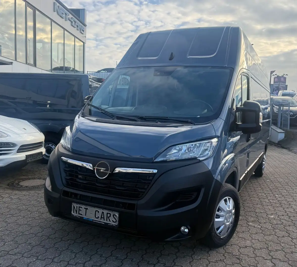 Opel Movano C Kasten L3H3 3,5t Selection Grijs - 1