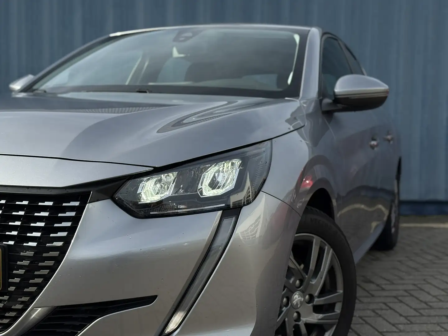 Peugeot 208 1.2 PureTech Blue Lease Active | Apple Carplay/And Gris - 2