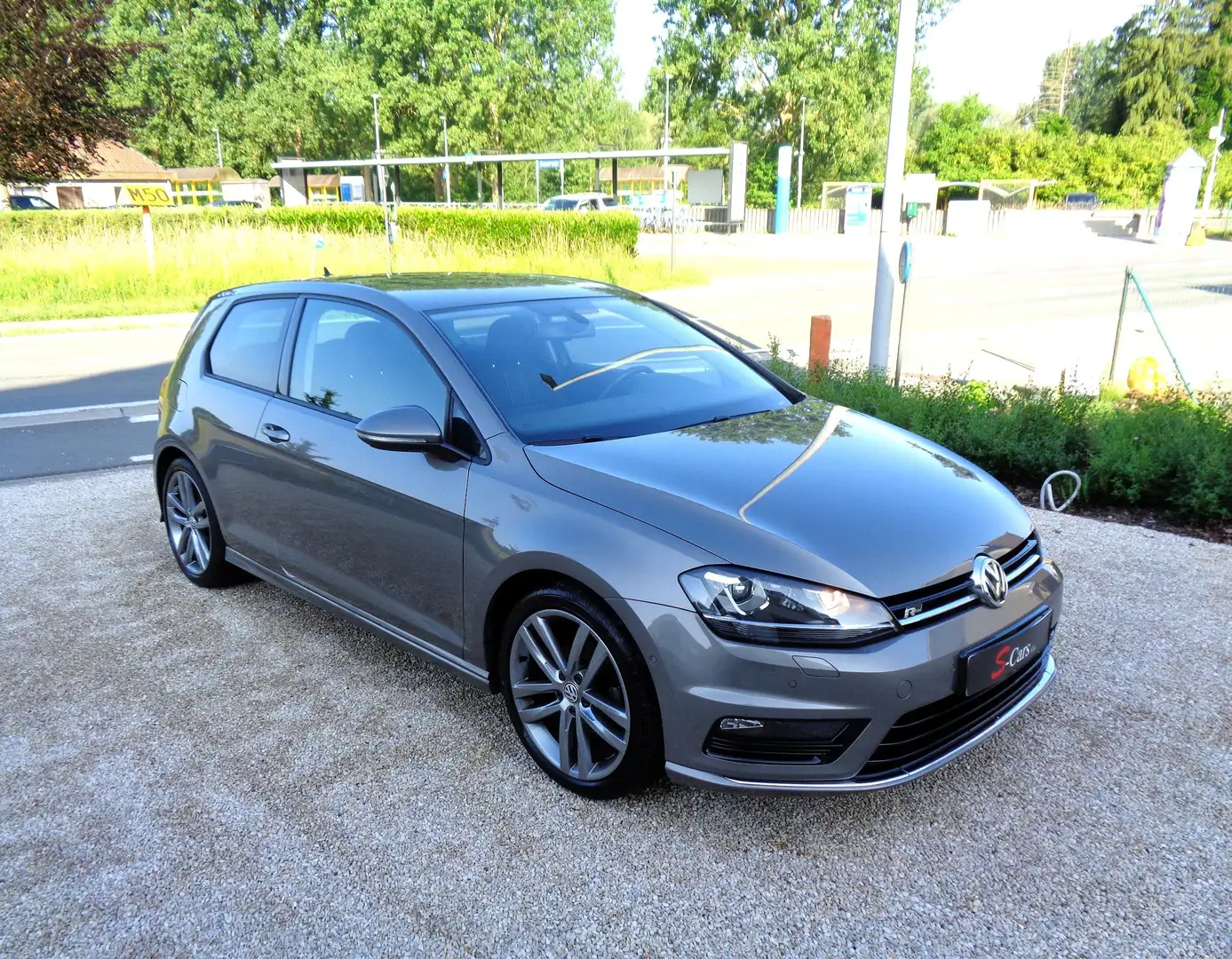 Volkswagen Golf 1.2 TSI/ R-Line / Navi / Verwarmde zetels/Garantie Grijs - 1
