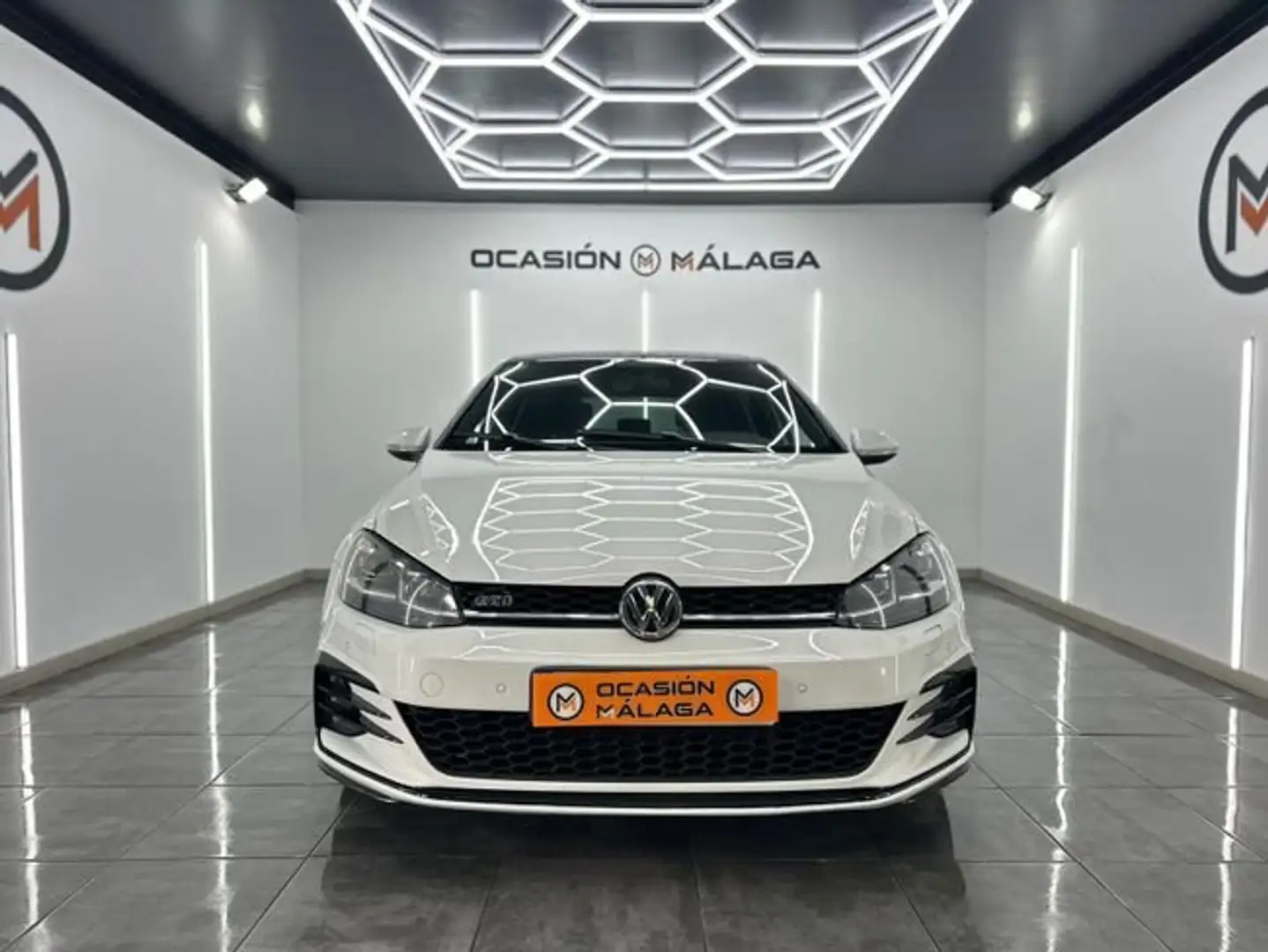 Volkswagen Golf 2.0TDI GTD DSG7 135kW Weiß - 2
