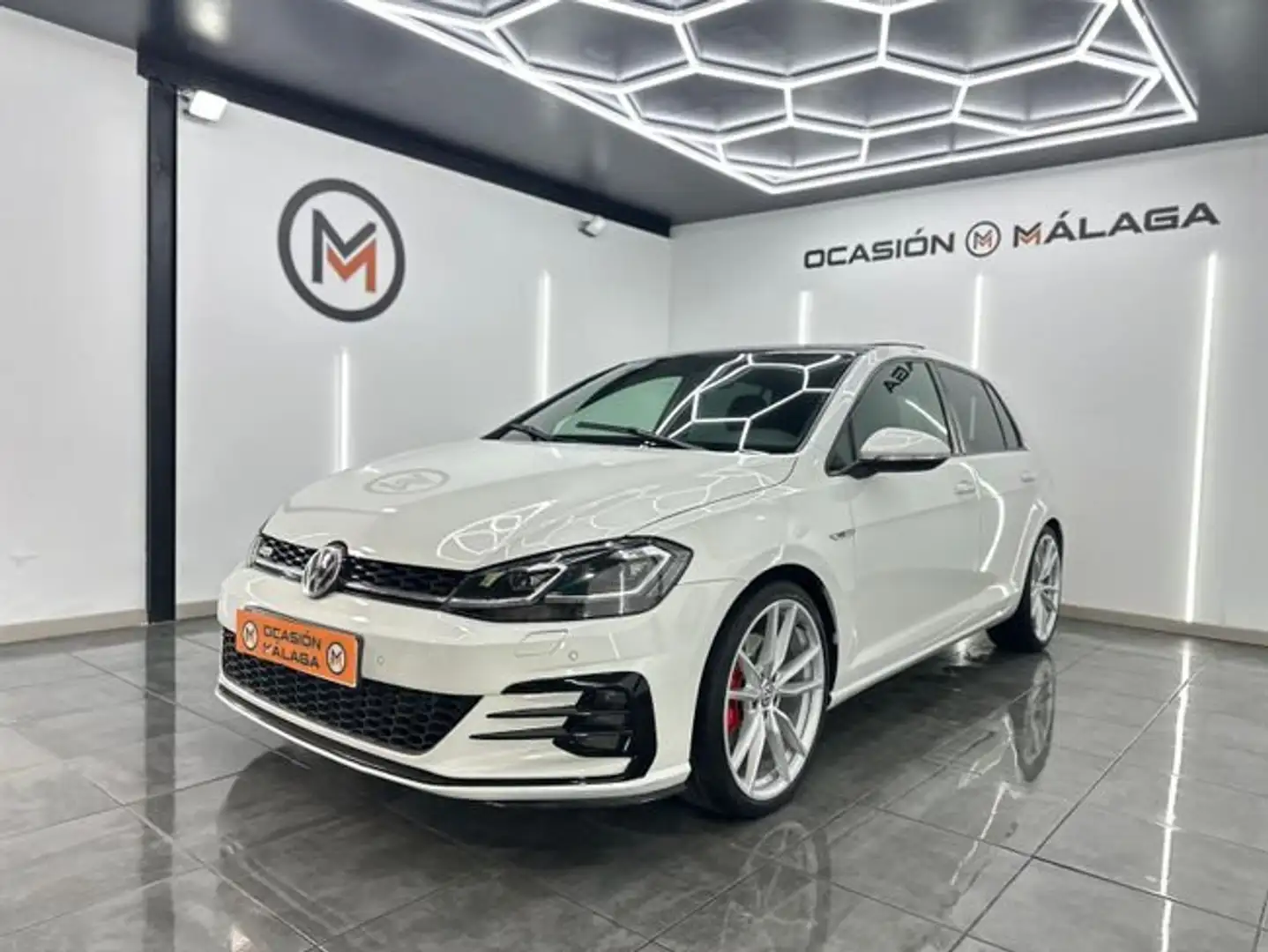 Volkswagen Golf 2.0TDI GTD DSG7 135kW Weiß - 1