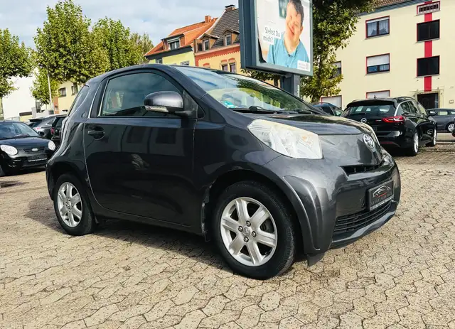 Toyota iQ Basis Klimaanlage Alufelgen