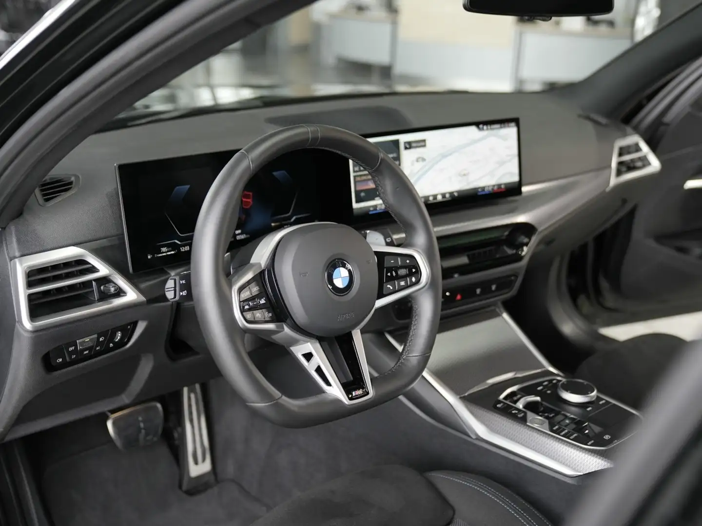 BMW 330 330i xDrive Touring M Sport ACC Kamera Schwarz - 2