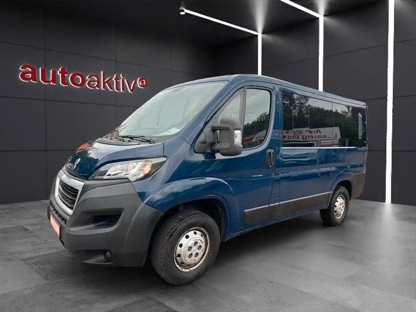Peugeot Boxer Kombi 330 L1H1 Active Blue-HDi 110 9 Sitze Azul - 1