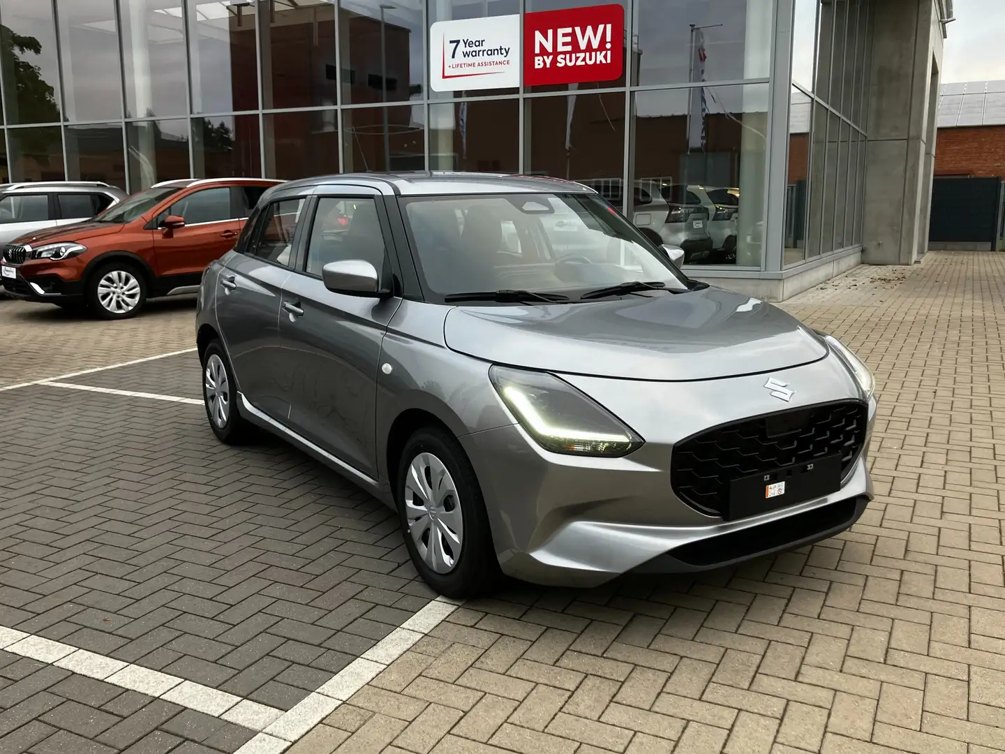 Suzuki Swift Swift 1.2 Mild Hybrid GL 83 pk Argent - 1