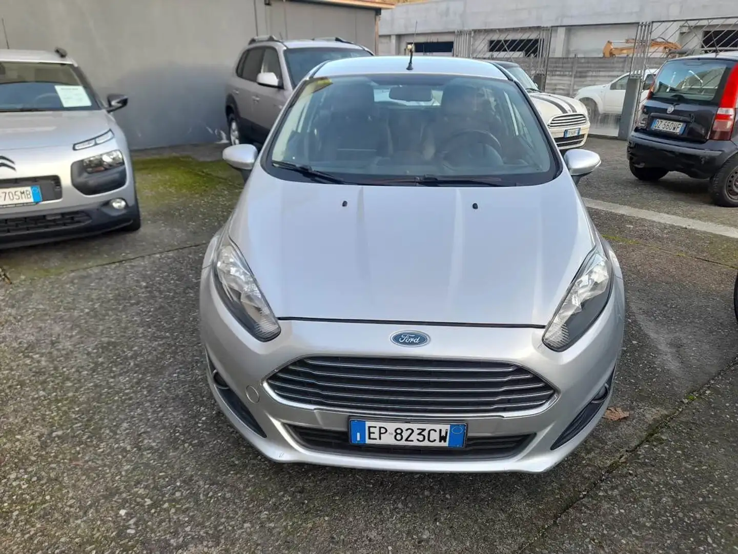 Ford Fiesta Fiesta 5p 1.0 Titanium 80cv Argento - 2