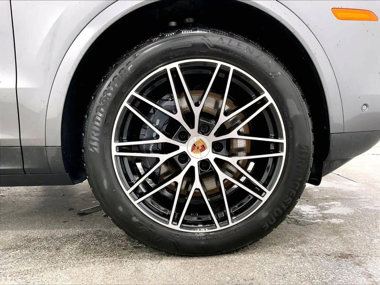 Porsche Cayenne снимка Porsche Cayenne