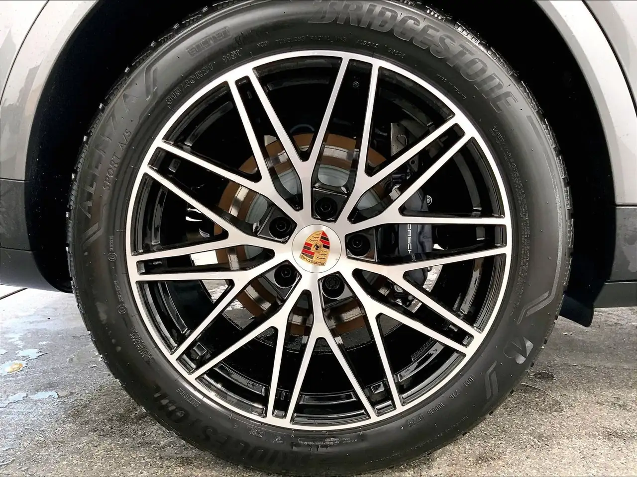 Porsche Cayenne снимка Porsche Cayenne