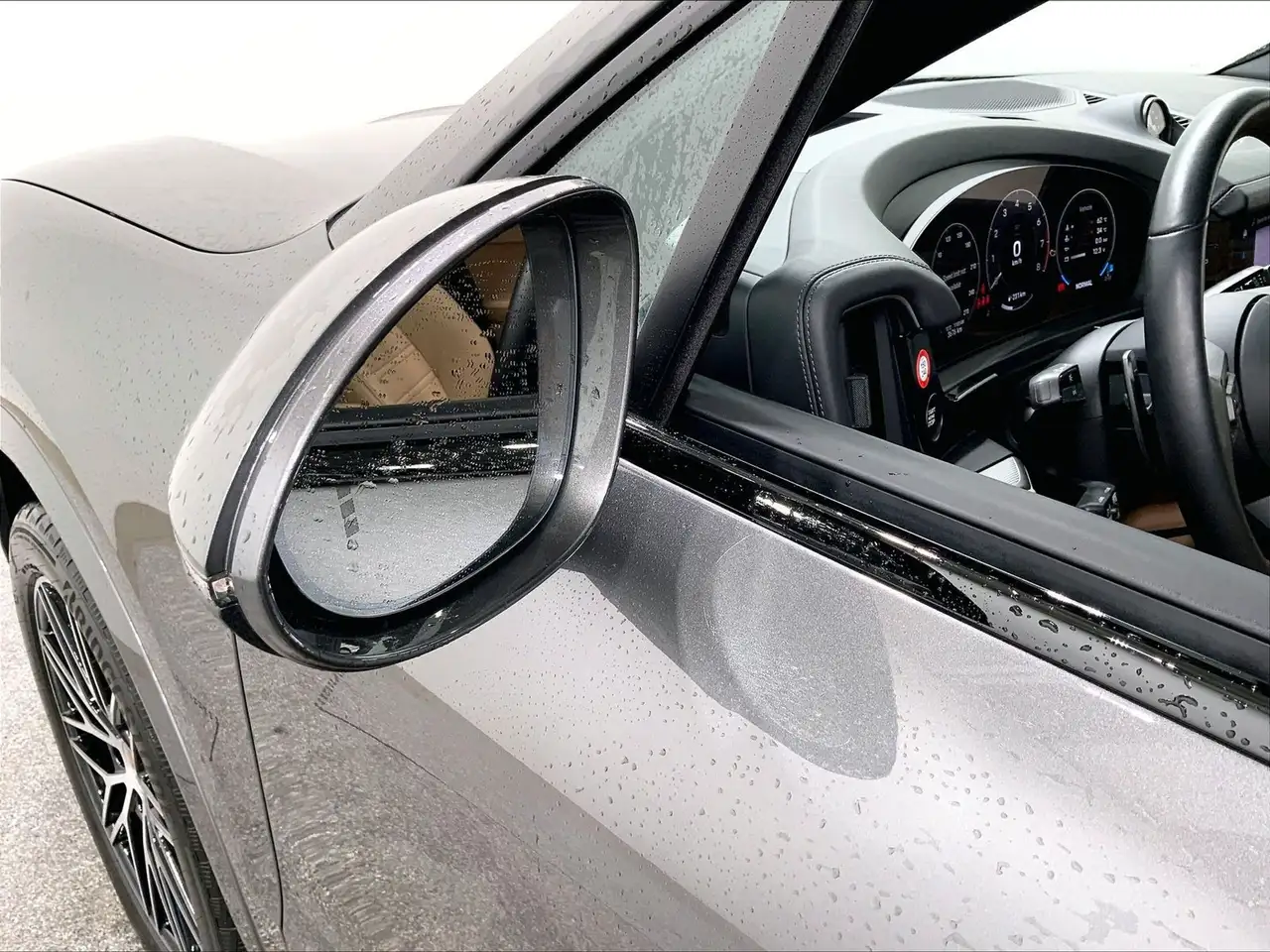 Porsche Cayenne снимка Porsche Cayenne