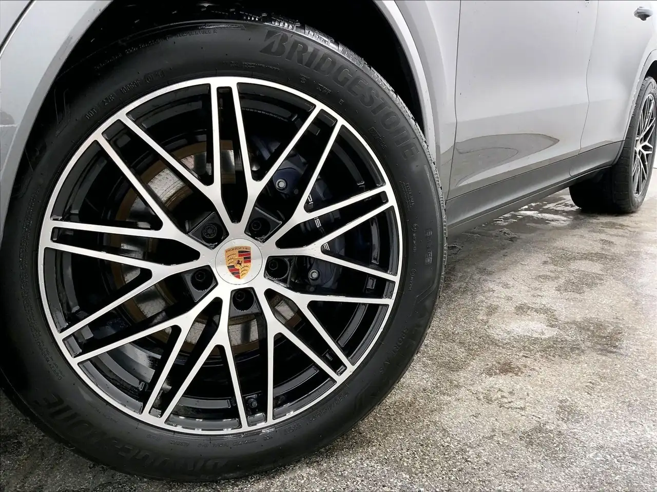 Porsche Cayenne снимка Porsche Cayenne