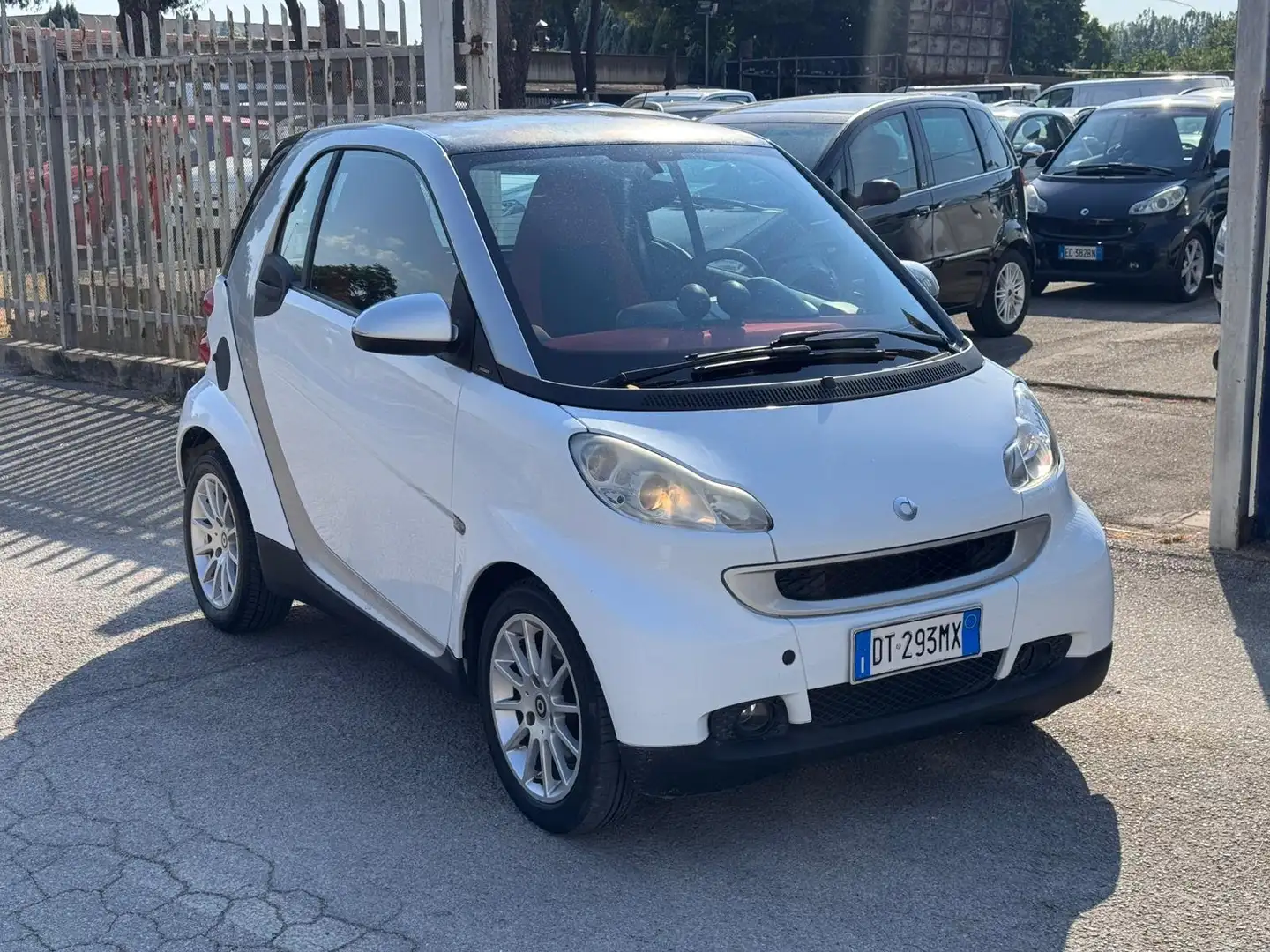 smart forTwo Fortwo II 2007 0.8 cdi Passion 45cv Blanc - 1
