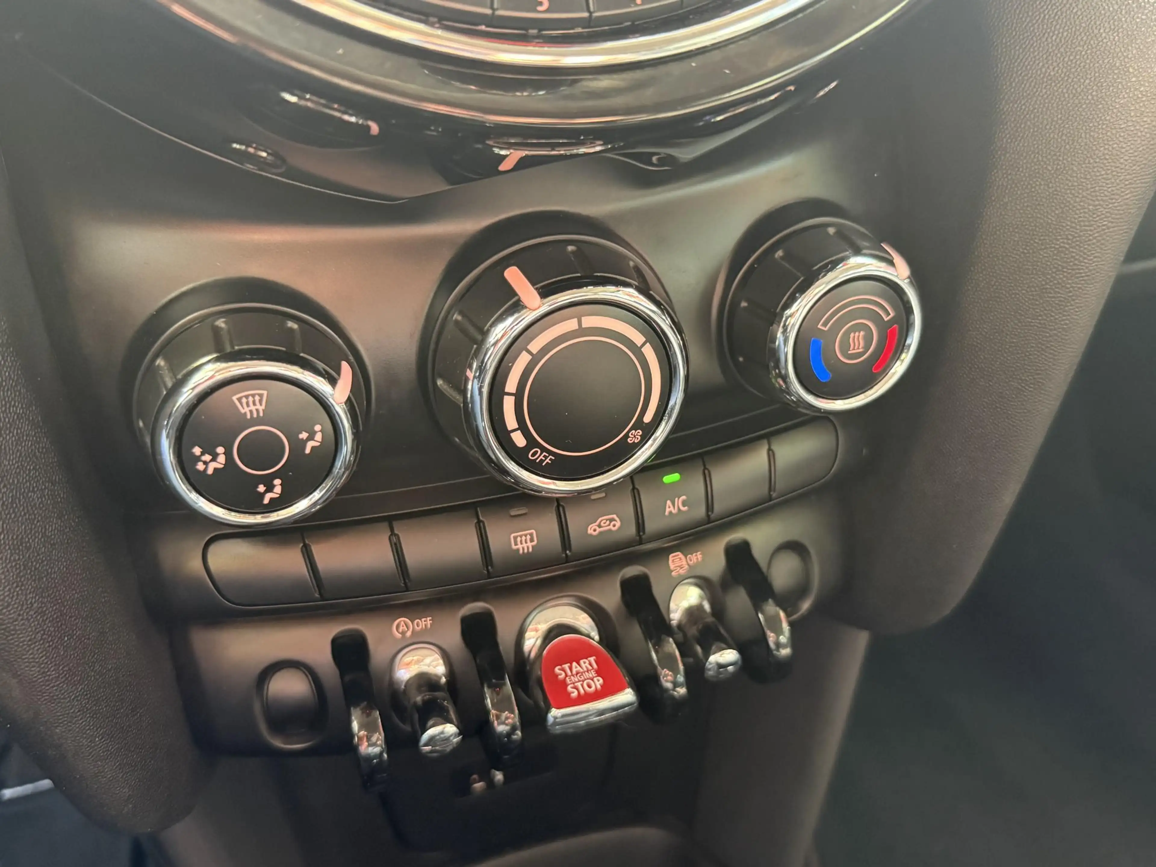 MINI One 5-Deurs 1.5 First | Navigatie | Airconditioning | — photo 22