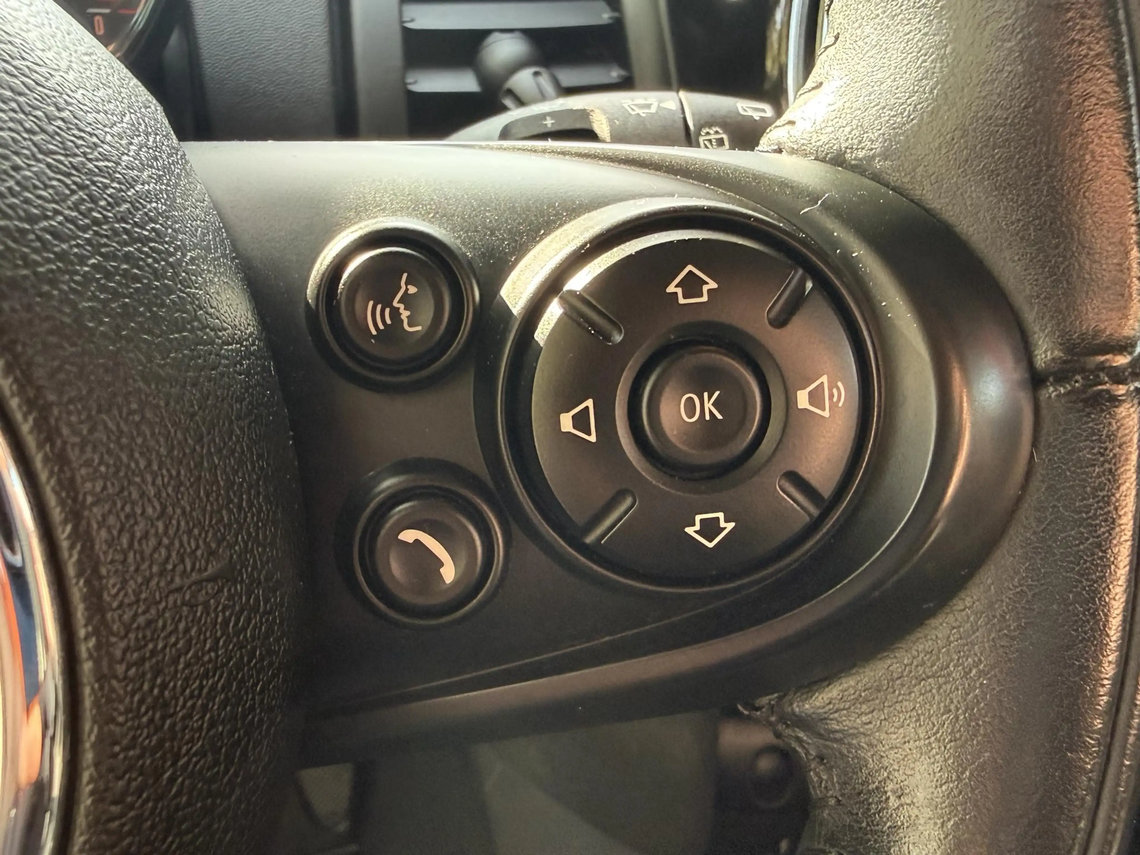 MINI One 5-Deurs 1.5 First | Navigatie | Airconditioning | — photo 18