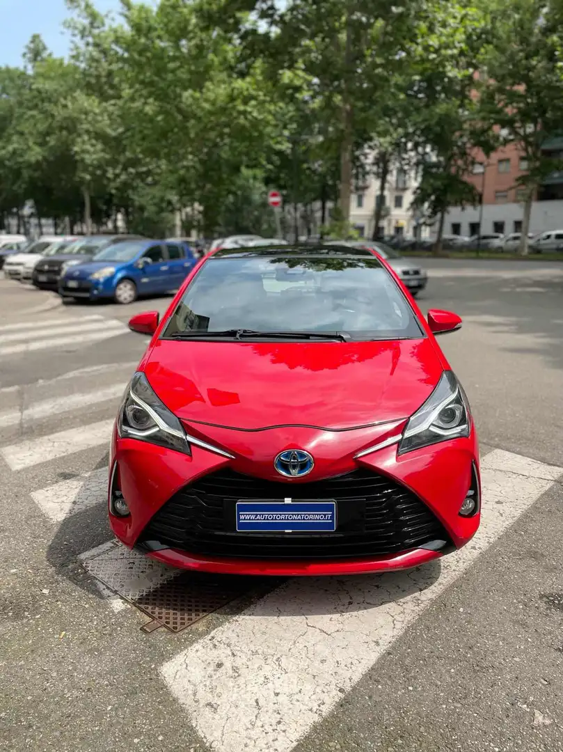 Toyota Yaris 1.5 Hybrid 5 porte Style Rosso - 2