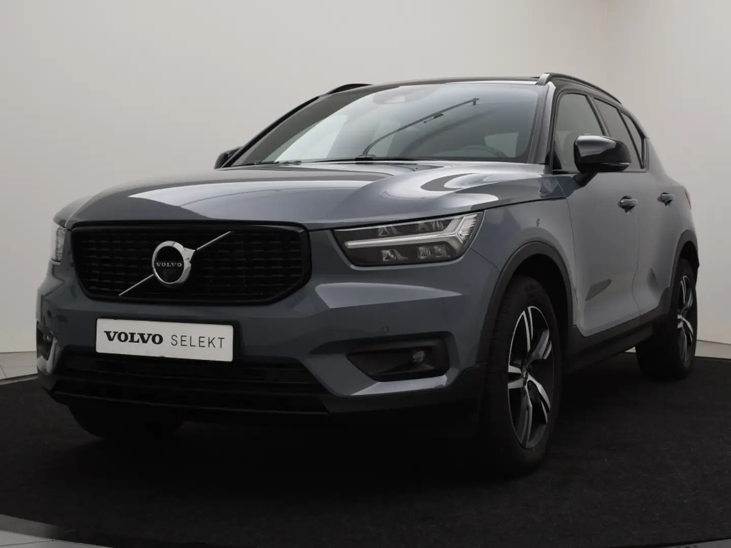 Volvo XC40 T3 AUT(8) R-DESIGN SCHUIFDAK ACC BLIS HARMAN KARDO Gris - 2