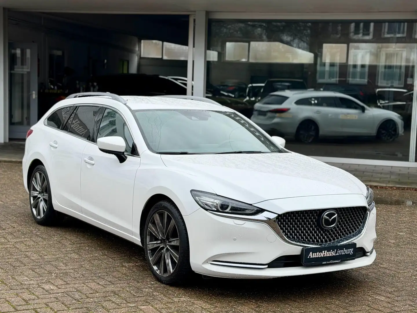 Mazda 6 Sportbreak 2.5 SkyActiv-G 194 Signature|Facelift|C Weiß - 1