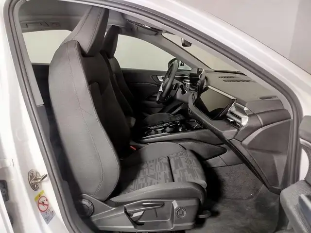Audi A5 view 9