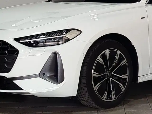 Audi A5 view 6
