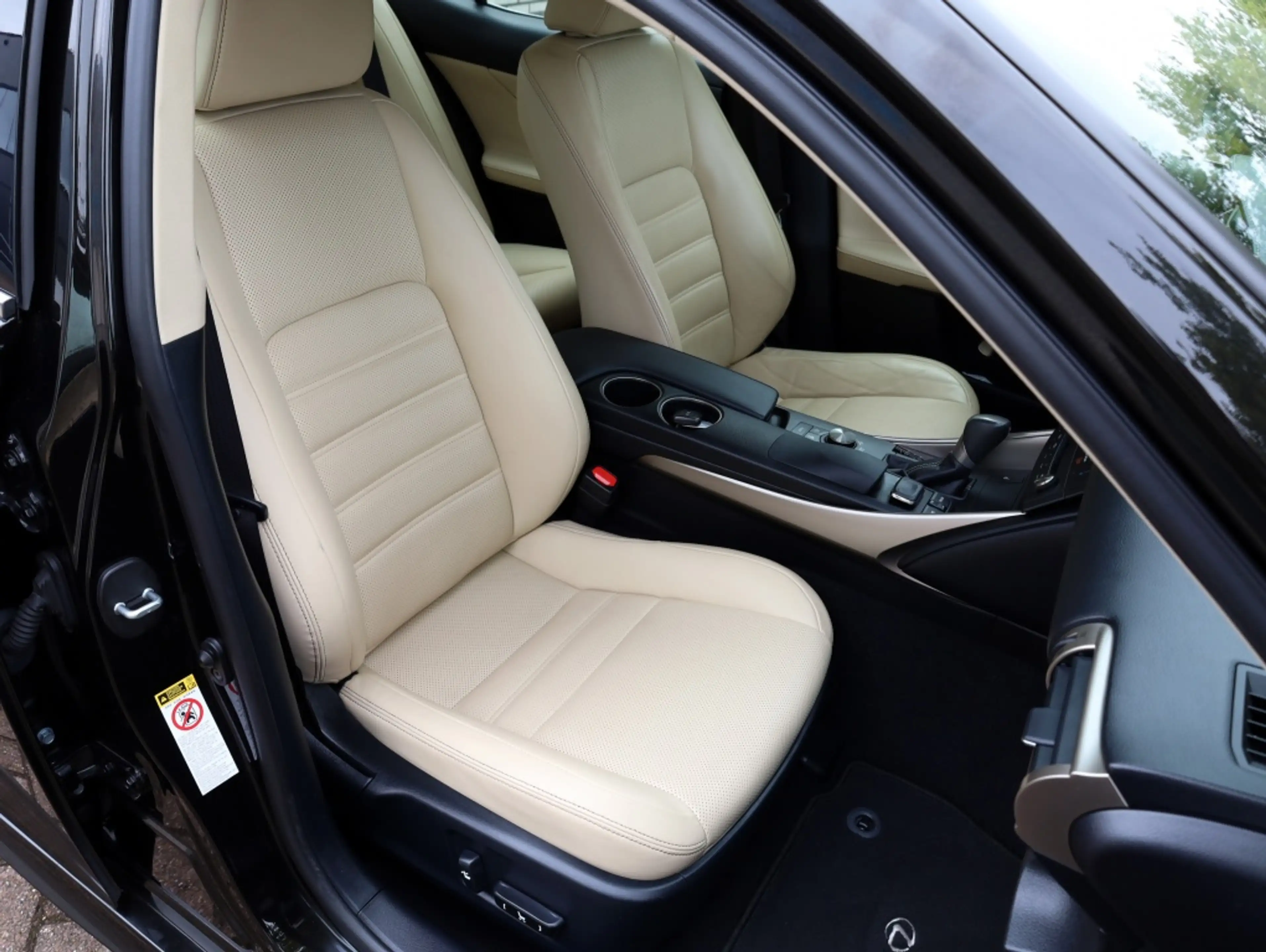 Lexus IS 300 300h Business Line Pro | Leder | Schuifdak | Adapt — photo 13