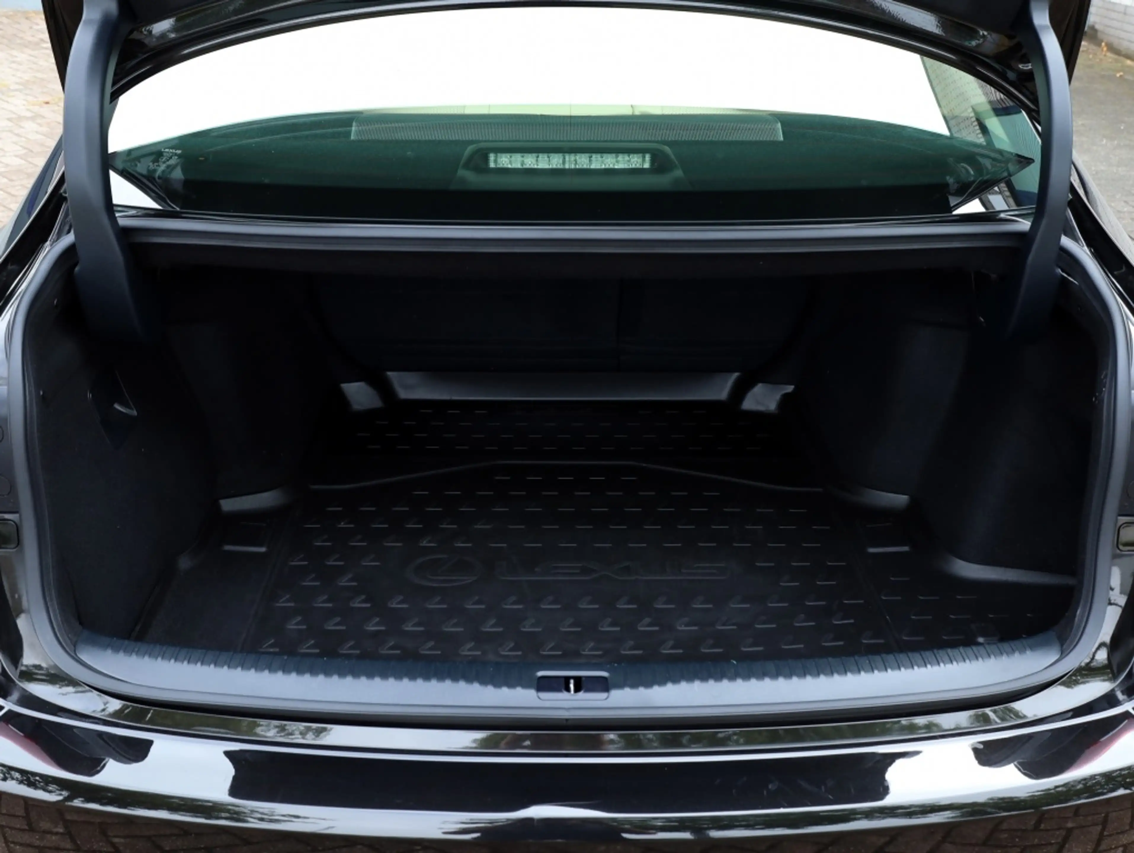 Lexus IS 300 300h Business Line Pro | Leder | Schuifdak | Adapt — photo 32