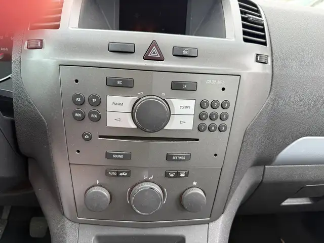 Opel Zafira view 11