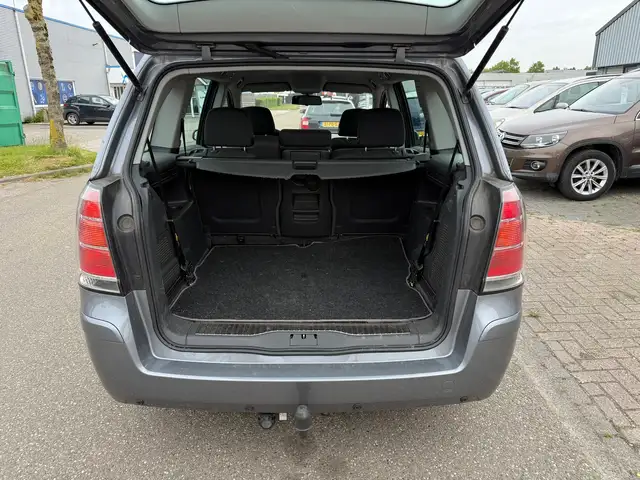 Opel Zafira view 14