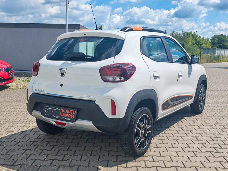 Dacia Spring Electric Comfort Plus Sitzheizung 1,Hand — photo 3