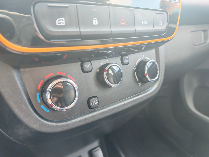 Dacia Spring Electric Comfort Plus Sitzheizung 1,Hand — photo 13
