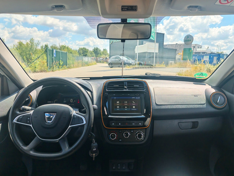 Dacia Spring Electric Comfort Plus Sitzheizung 1,Hand — photo 10