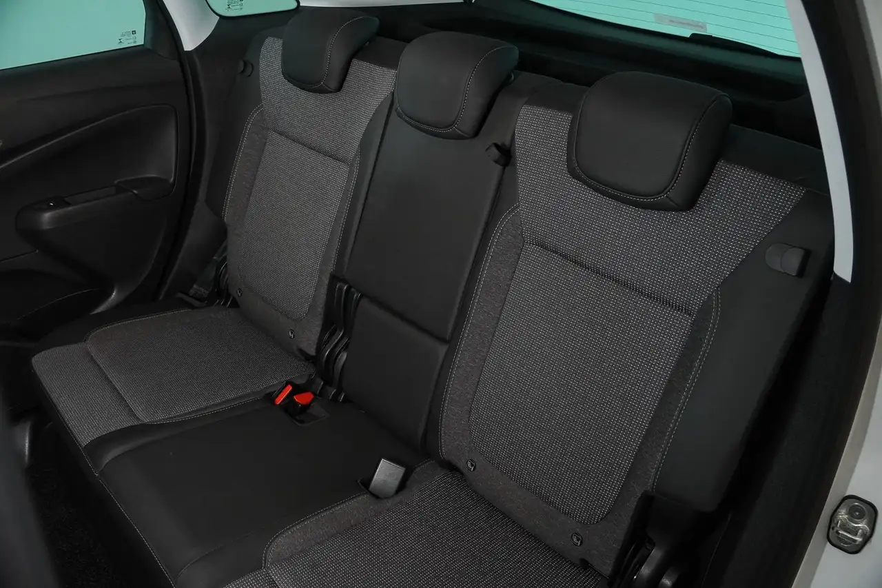 Opel Crossland 1.5 CDTI EcoTec S&S Blitz Edition 110CV 9