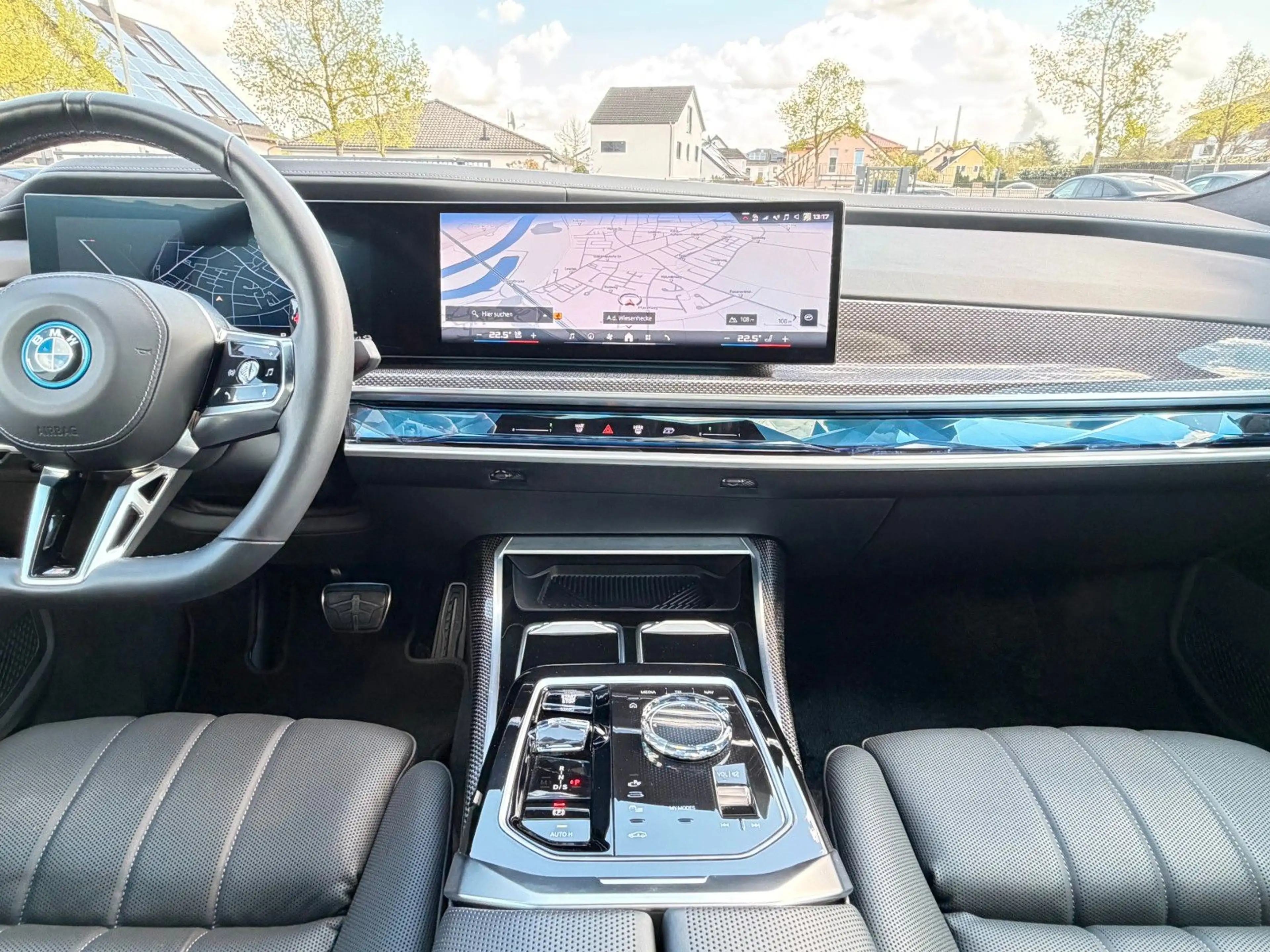 BMW 760 e*xDrive*Two*Tone*Individual*3xTV*SkyLounge* — photo 3