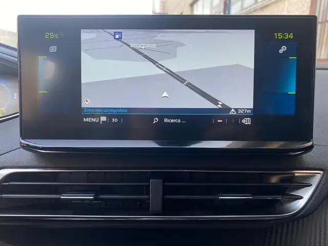 Peugeot 3008 view 10