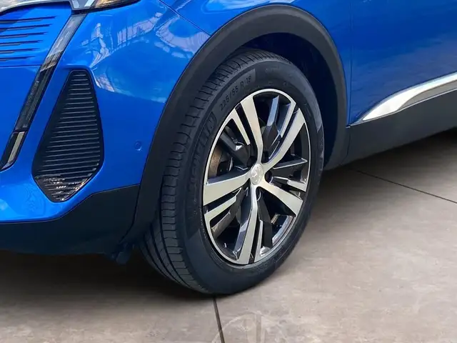Peugeot 3008 view 15